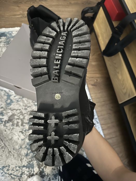 balenciaga strike boots black