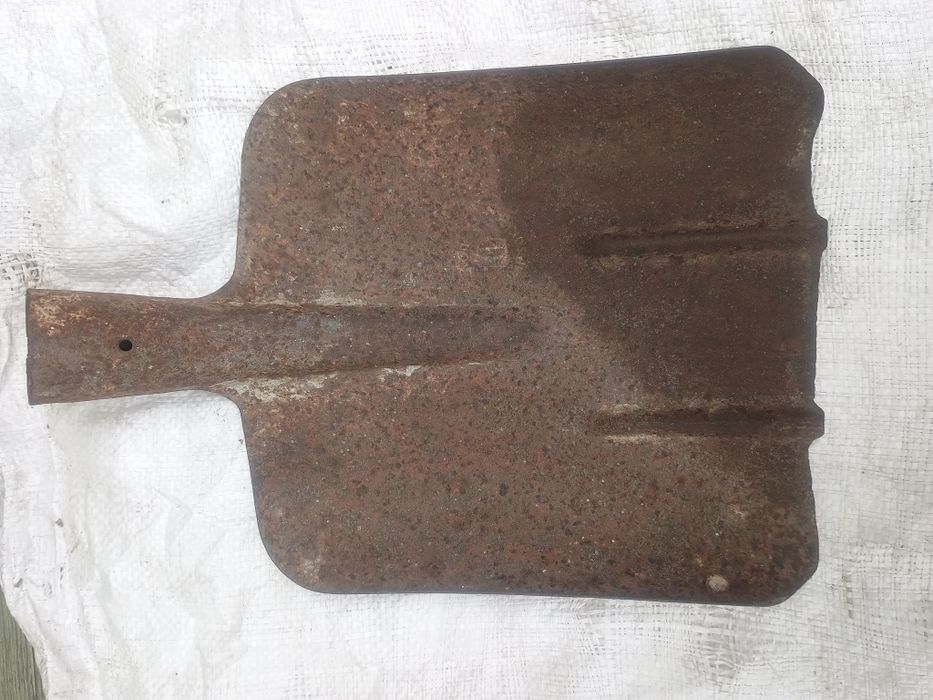 Лопата совковая б/у