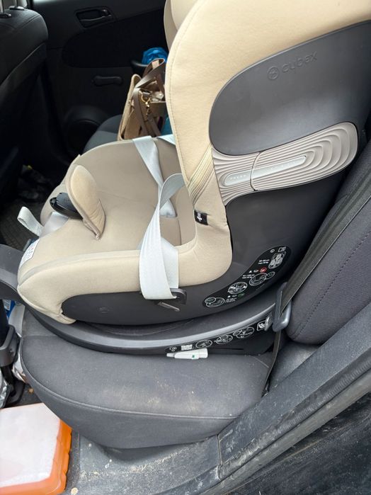 Cybex Sirona Sx2 i-size isofix 360
