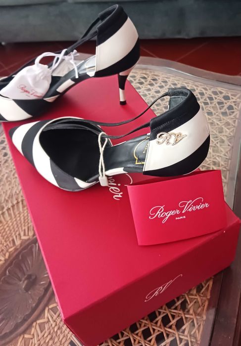 Sapatos Roger Vivier Originais de Itália