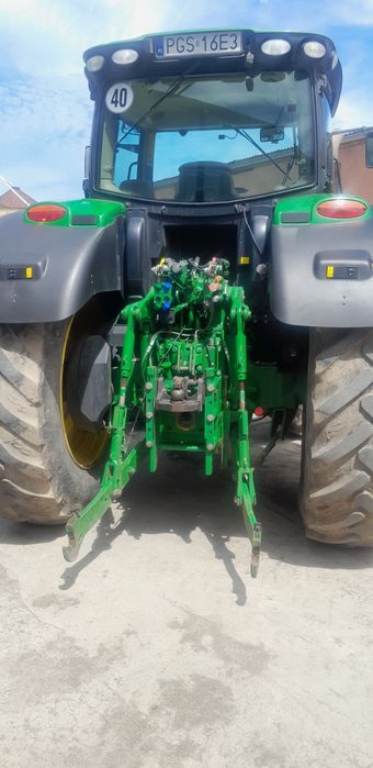 John Deere 6210R
