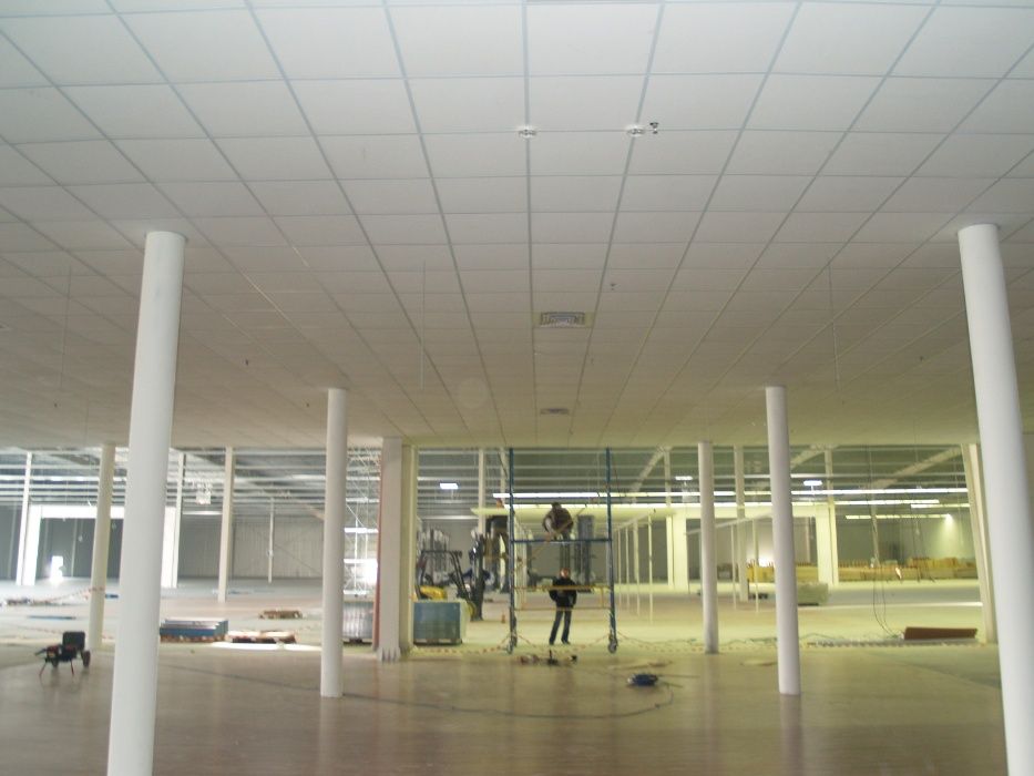 Монтаж подвесного потолка Армстронг, Грильято, в Одессе - Cтроительные ...