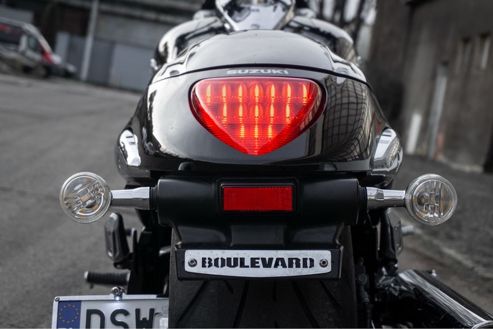 Suzuki Boulevard VZR1800 Intruder