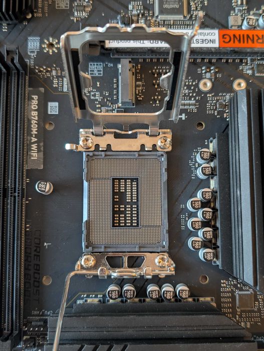 Płyta główna MSI PRO B760M-A WiFi (LGA1700, DDR5, WiFi 6E, microATX)