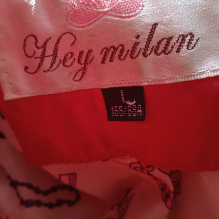 Продам женскую куртку