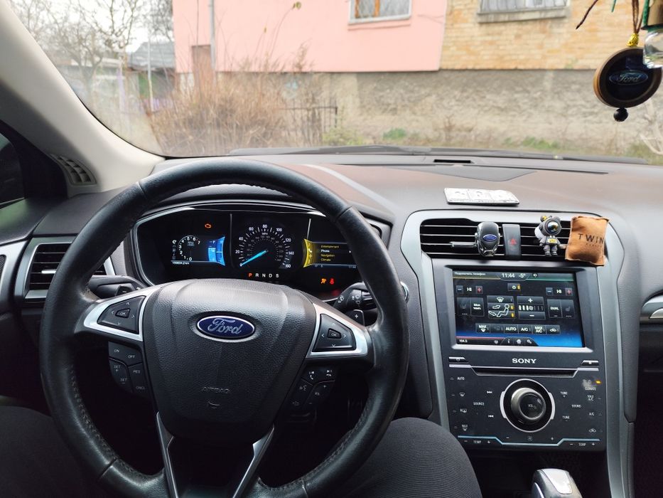 Продам Ford Fusion Titanium