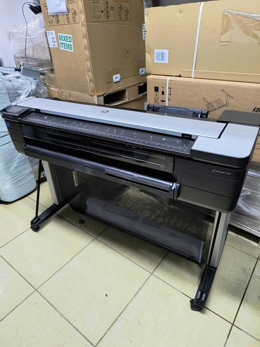 HP Designjet T830 MFP ze skanerem,  ploter wielofunkcyjny licznik 273m