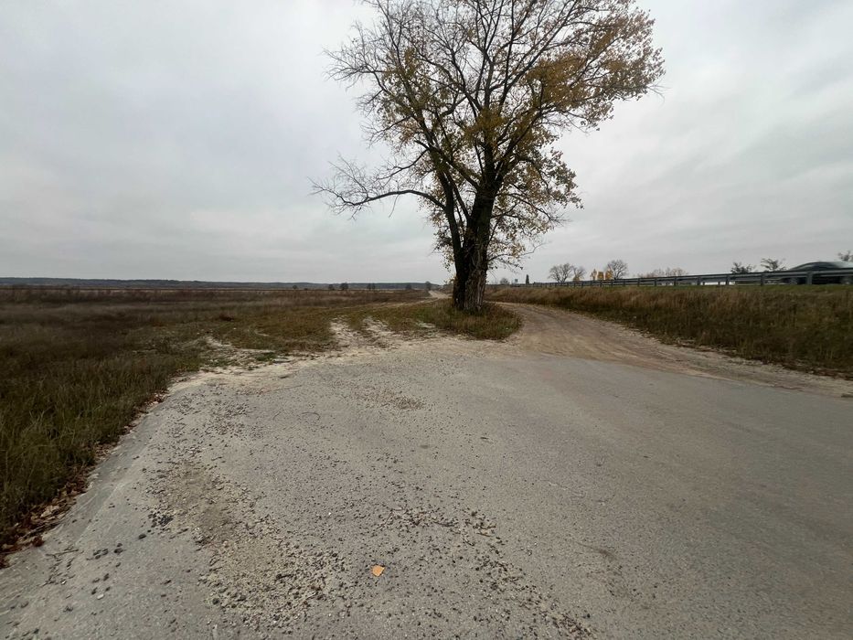 Продаж земельної ділянки 74 сотки по трасі Київ-Харків