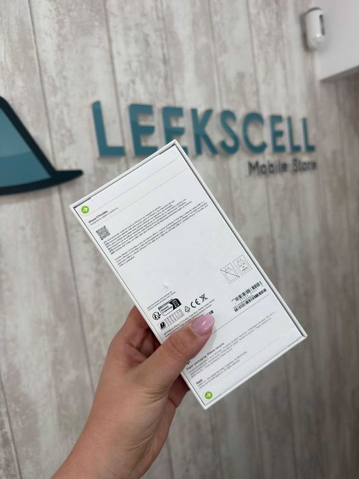 IPHONE 17 PRO MAX - 256GB - AZUL - Novo Selado