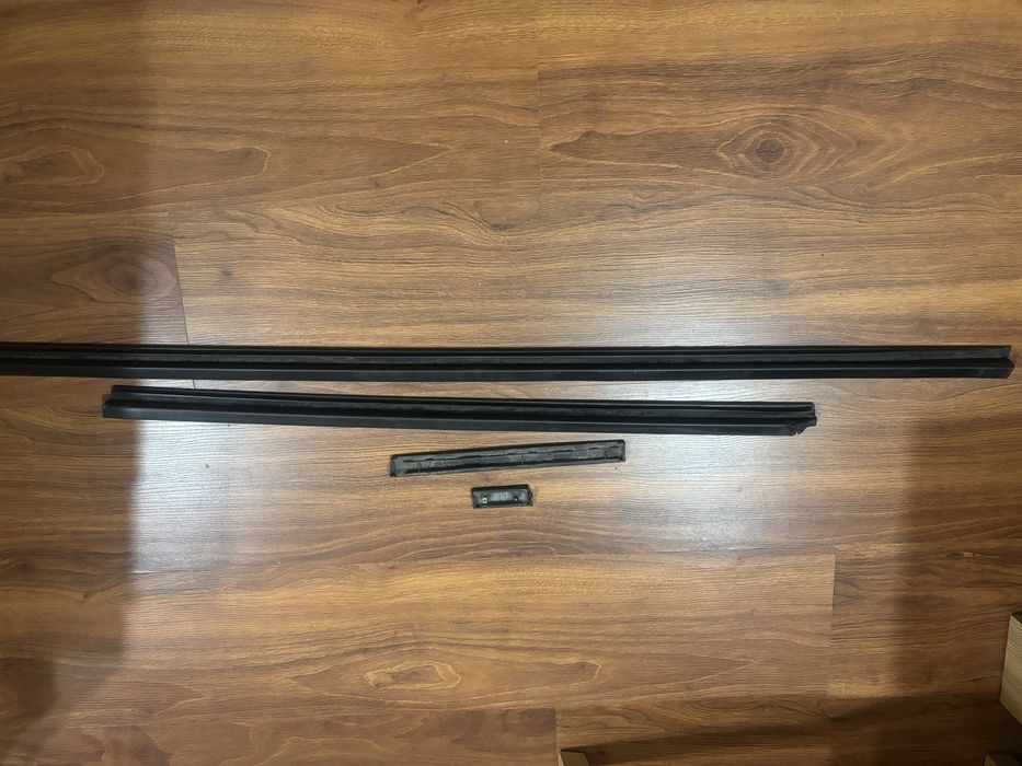 Listwy zgarniajace drzwi bmw e38 polift