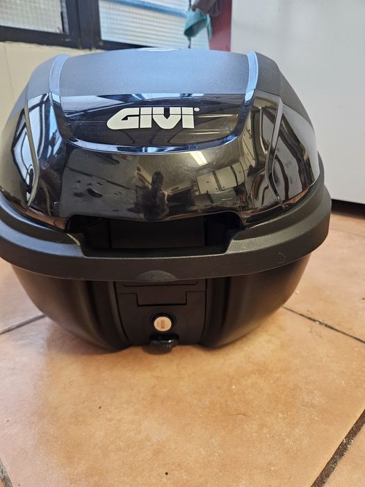 Top case givi 33lt com base givi
