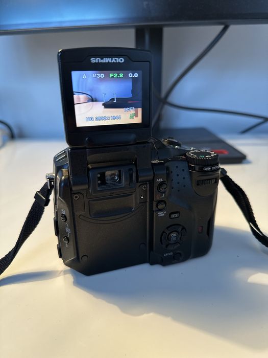 Olympus C-5060 Wide zoom