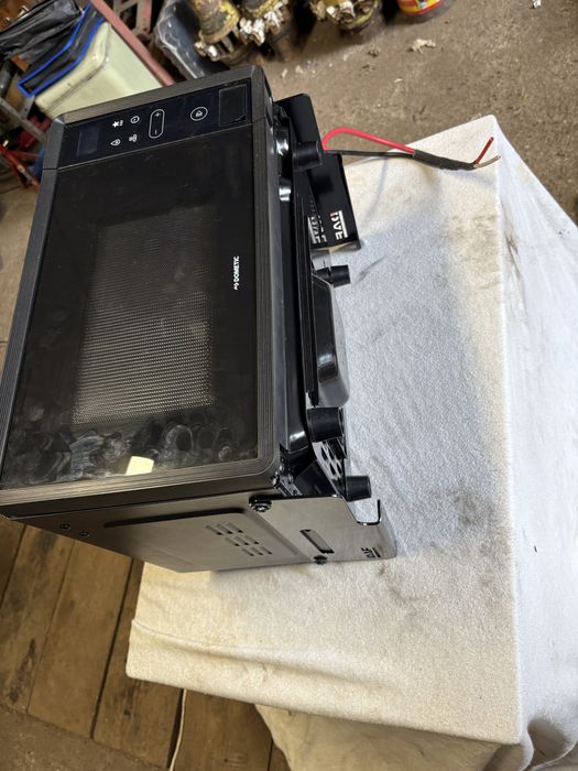 Kuchenka mikrofalowa 24v DAF Dometic