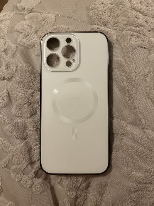 sprzedam Etui do 16 pro max