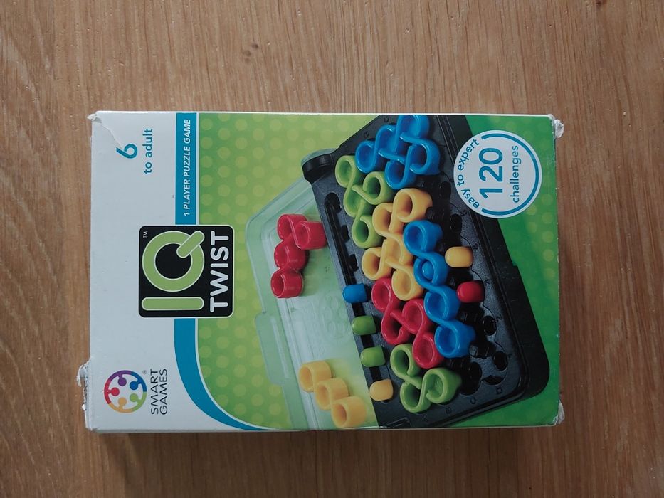 Iq twist- zagadka logiczna