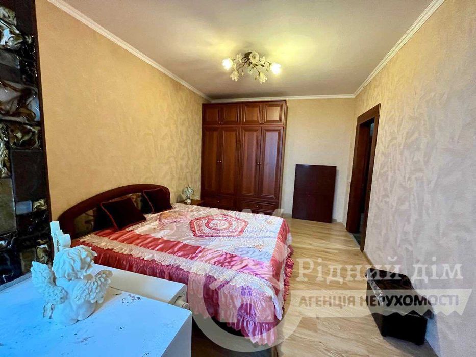 Продам 3К квартиру м.Українка біля р.Дніпро