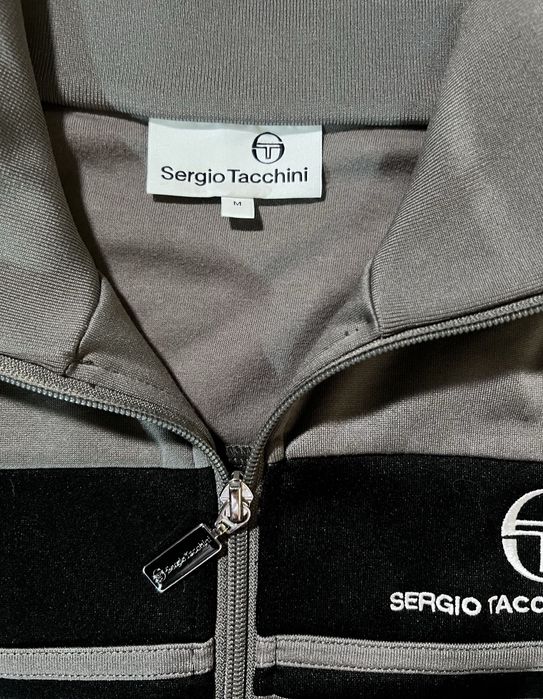олімпійка Sergio Tacchini
