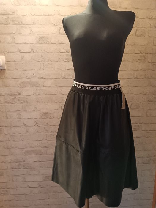 Spódnica ołówkowa z eco skóry