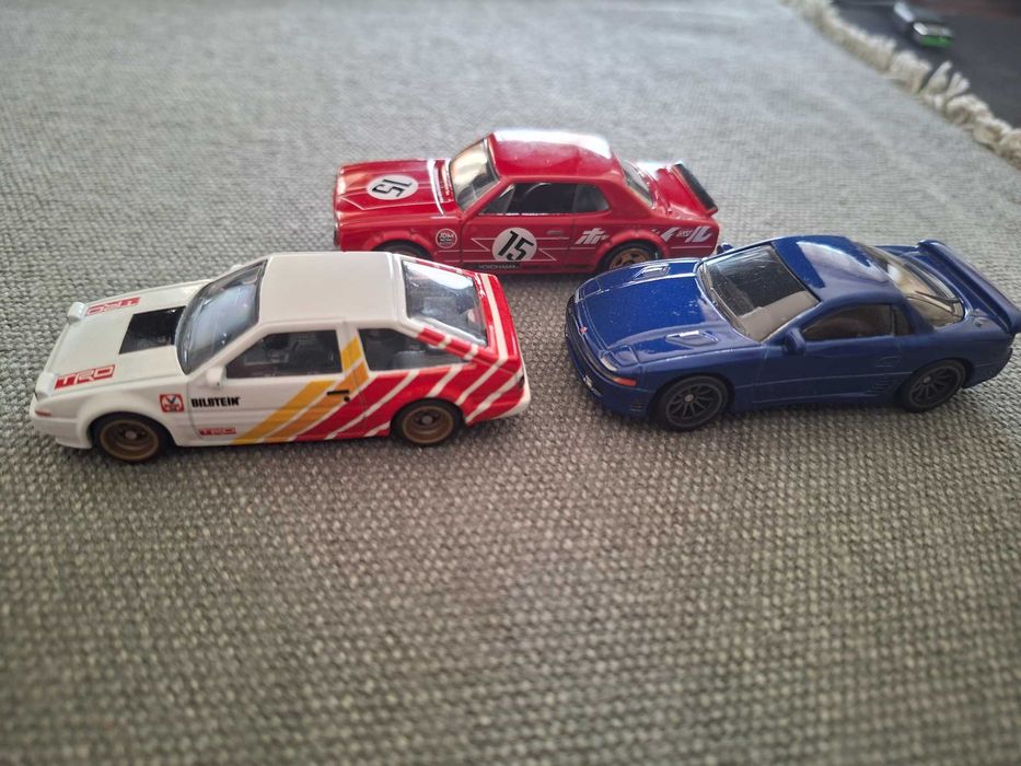 Hot Wheels розпак, Toyota, Nissan та Mitsubishi