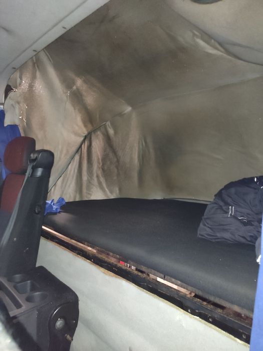 Kabina sypialna bus blaszak kokon łóżko montaz