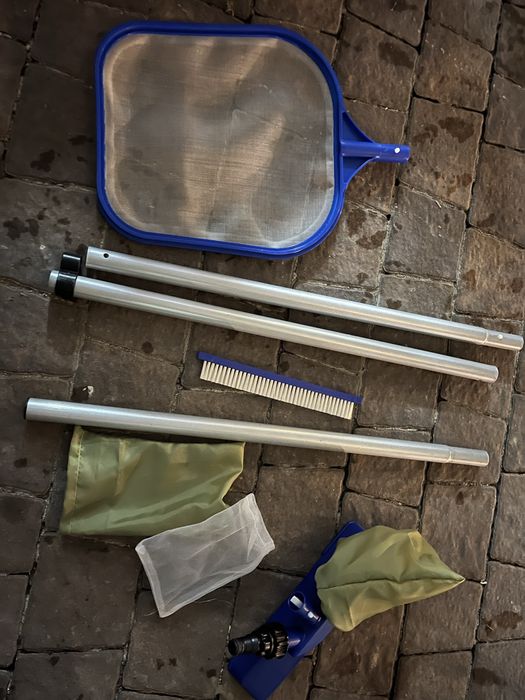 Zestaw do czyszczenia basenu odkurzacz basenowy