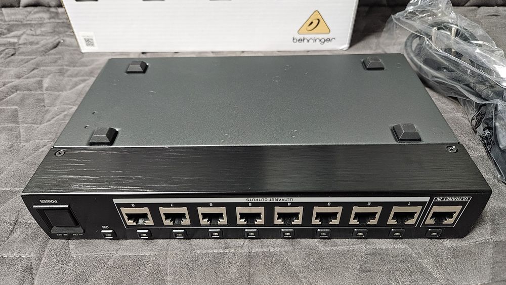 Behringer P16-D interfejs Ultranet
