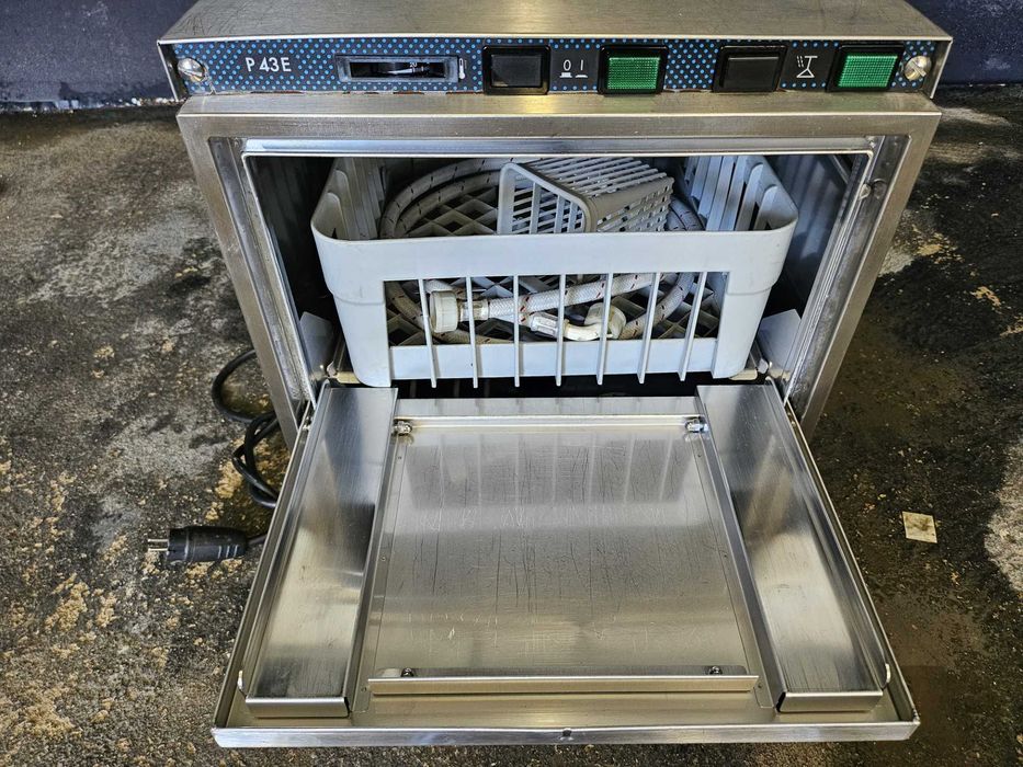 Máquina de lavar chávenas