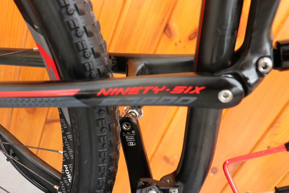 Rower MTB Full Merida Ninety-six . Karbon. RATY