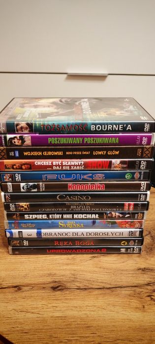Sprzedam 110 filmów na DVD, różne tytuły !!!