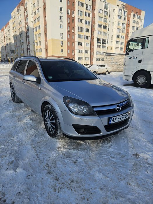 Opel Astra универсал 1.6