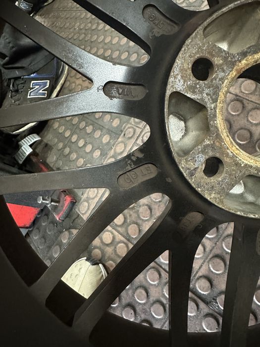 Vendo ou troco jantes  19 5x112