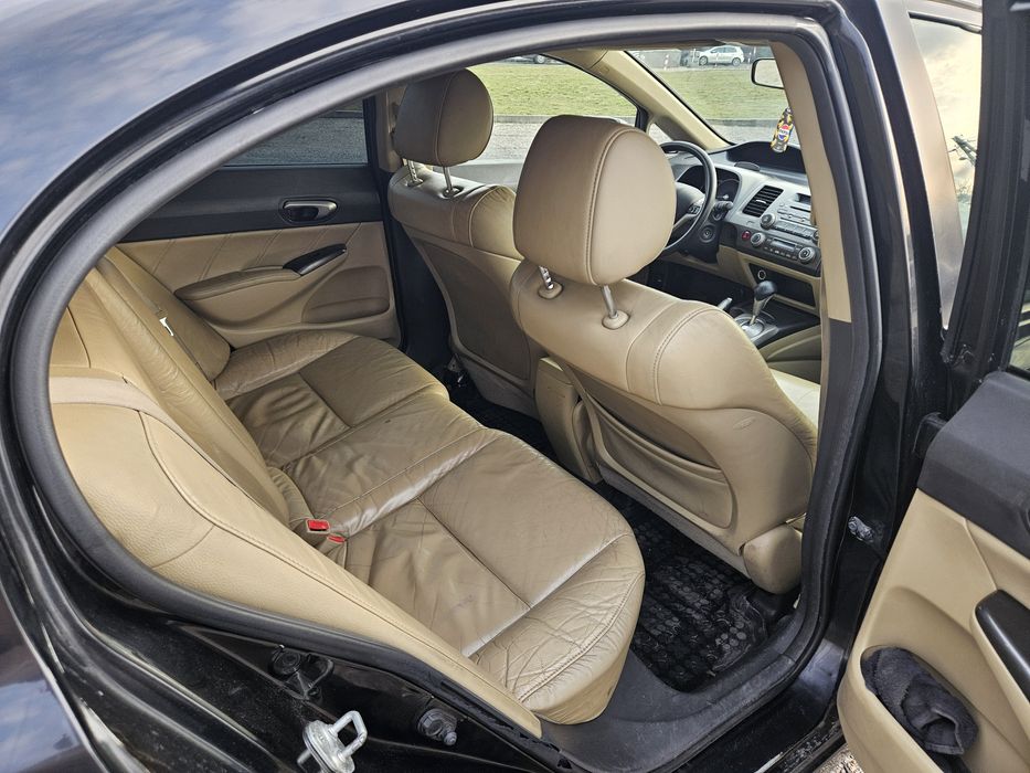 Honda civic VIII sedan 1.3 hybrid IMA czesci