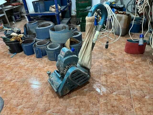 MAQUINA DE AFAGAR