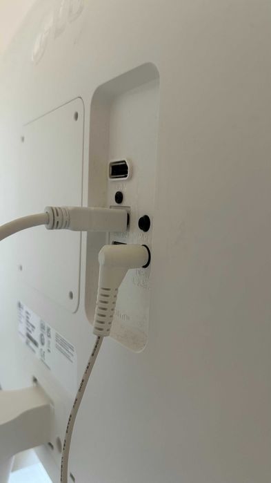 Monitor 4k IPS 27” LG Ultrafine 27US500-W