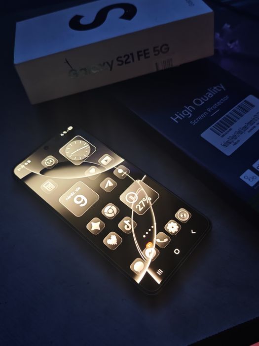 Samsung S21fe. + szklą hartowane na ekran i aparaty. (telefon, smartfon, galaxy)