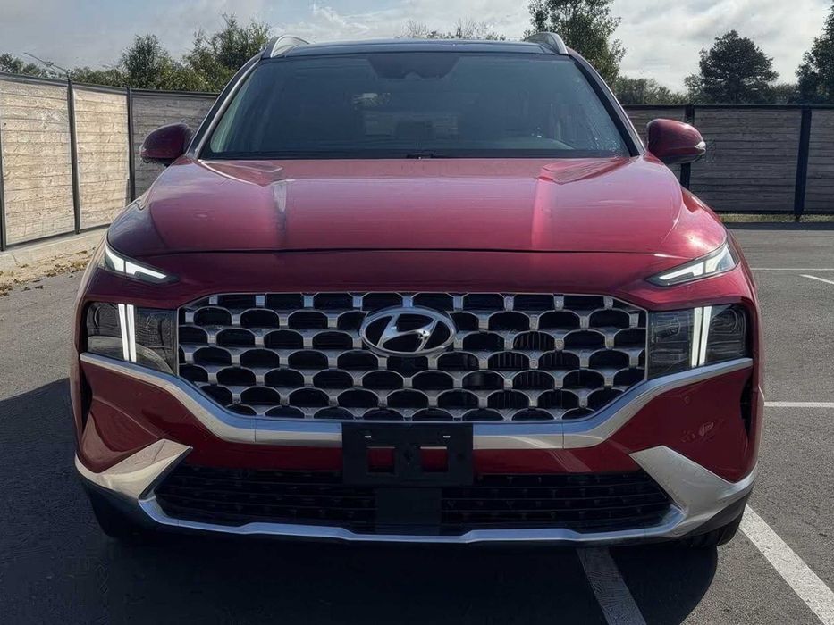 Hyundai Santa Fe Limited      2022