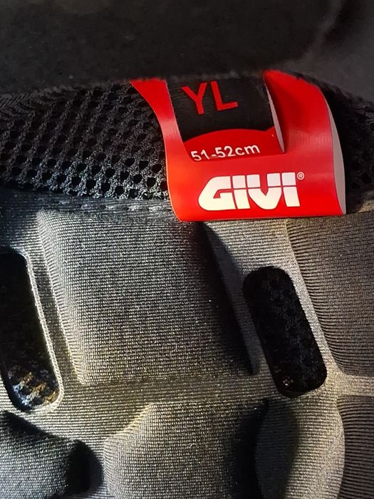 Capacete GiVi  YL  51-52 cm