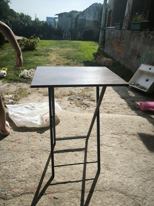 Mesa de apoio dobrável