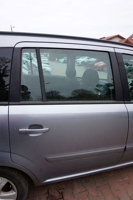 DRZWI TYLNE PRAWE ZAFIRA B LIFT Z163  SREBRNY OPEL 2008-2014