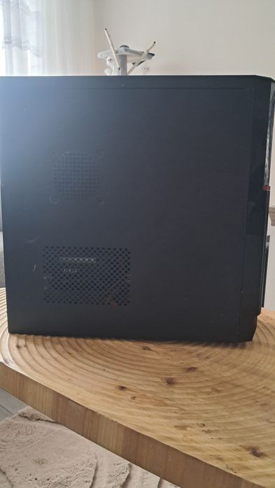 Komputer stacjonarny