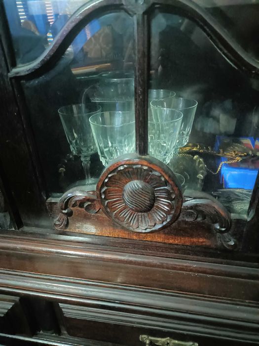 Móvel de qualidade para sala de estar/ cristaleira e móvel completo