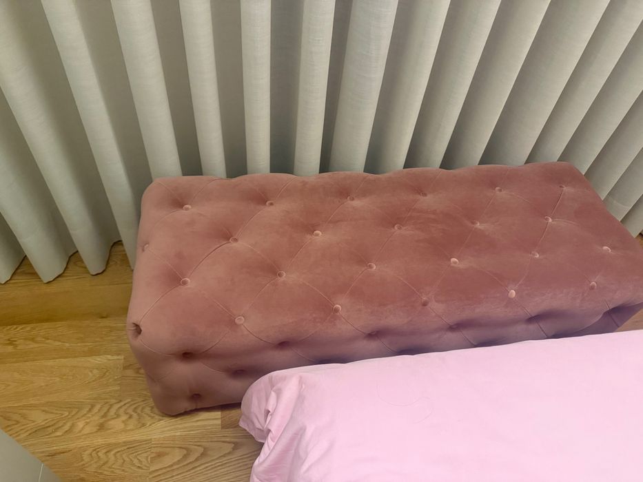 Banco Banco Rosa Capitone 1200x450x400 motivo da venda: erro nas medidas pretendidas