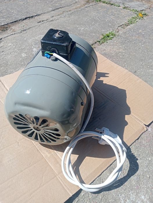 Starej produkcji Silnik elektryczny na 230v
