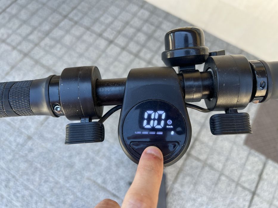 Trotinete Elétrica URBANGLIDE RIDE 62S