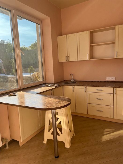 Сдам уютный дом  с баней  На берегу пруда.