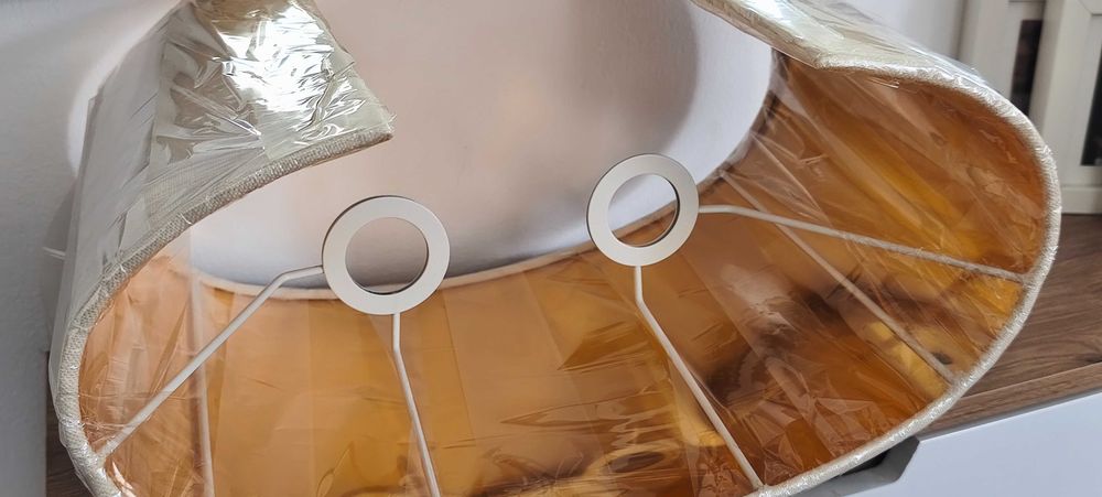 Abajur Grande Oval Duplo - Bege e Dourado - NOVO/SELADO