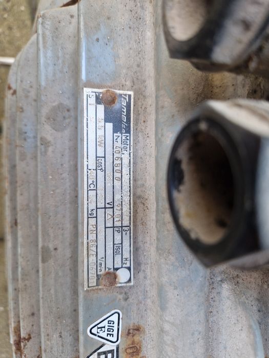 Silnik elektryczny 5,5 kw uszkodzony