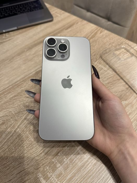 iPhone 16 pro Max natural titanium  100% батерея айфон 16 про макс