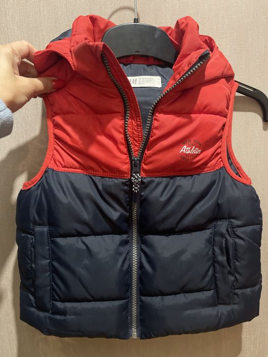 Жилетка H&M 110-116