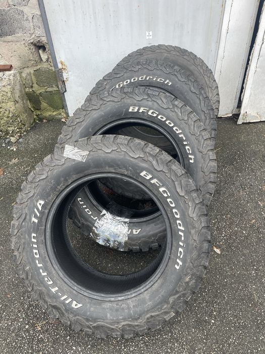 Продам резину Goodrich